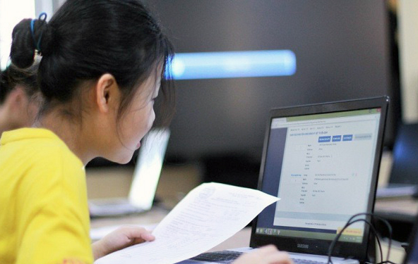 Bắc Giang: Từ ngày 17/5/2021, học sinh lớp 12 chuyển sang học trực tuyến để phòng, chống dịch...