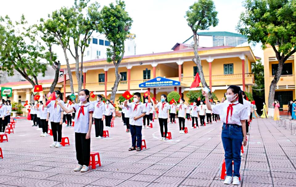 Bắc Giang - Học sinh các cấp học tựu trường ngày 30 tháng 8 năm 2022