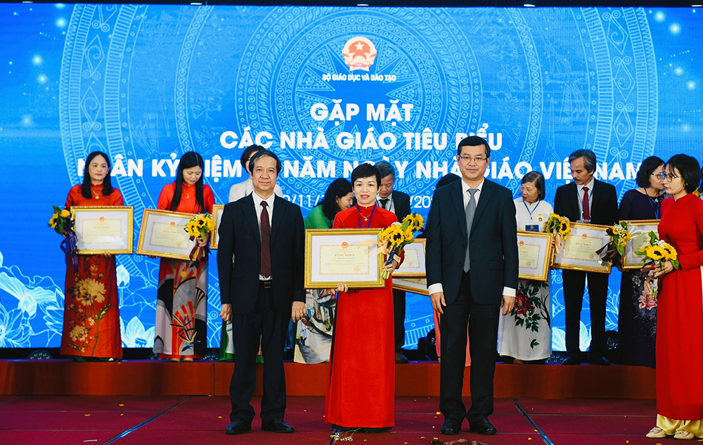 Ngành Giáo dục Bắc Giang: Có 5 nhà giáo được vinh danh nhân kỷ niệm 40 năm ngày Nhà giáo Việt Nam