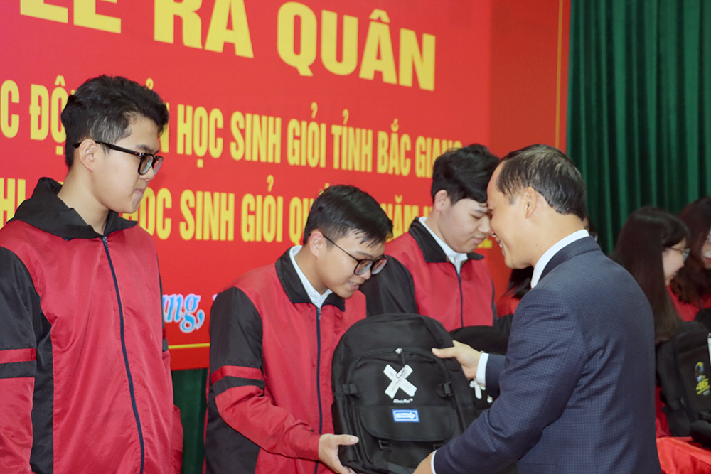 Đội tuyển học sinh giỏi quốc gia THPT tỉnh Bắc Giang tiếp tục tạo nên thành tích ấn tượng