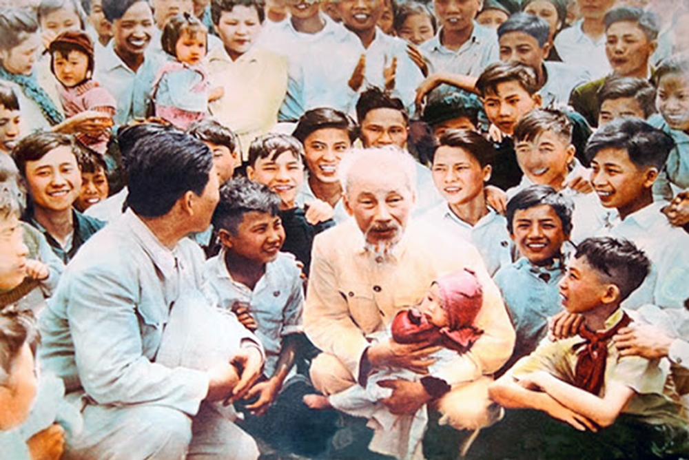 Tư tưởng về giáo dục của Hồ Chí Minh qua những bức thư gửi ngành Giáo dục