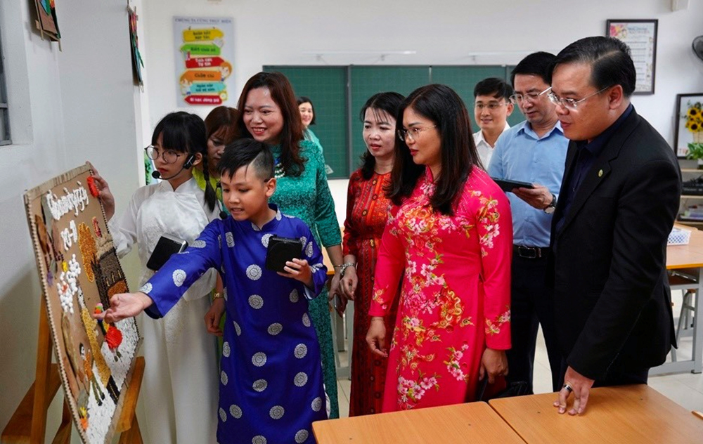 Sở Giáo dục và Đào tạo Đà Nẵng tham quan, giao lưu và học tập kinh nghiệm tại Bắc Giang
