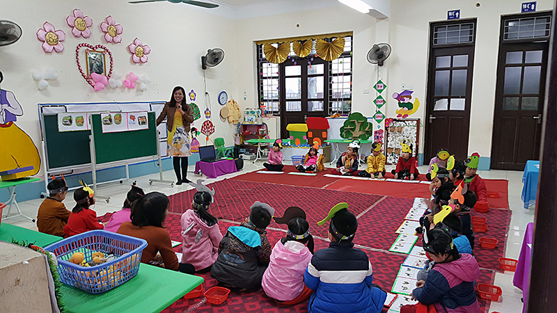 Hoạt động dạy trẻ đọc thơ diễn cảm - Cô giáo đến từ thành phố Bắc Giang.