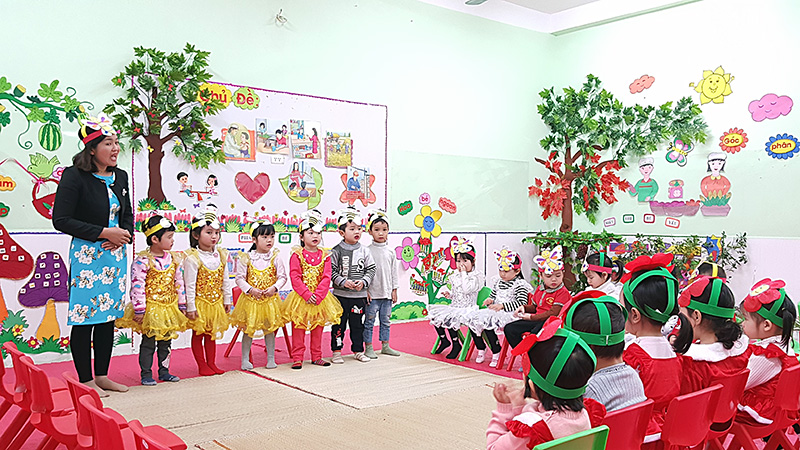 Hoạt động dạy trẻ khám phá về con vật nuôi trong gia đình - Cô giáo đến từ huyện Việt Yên.