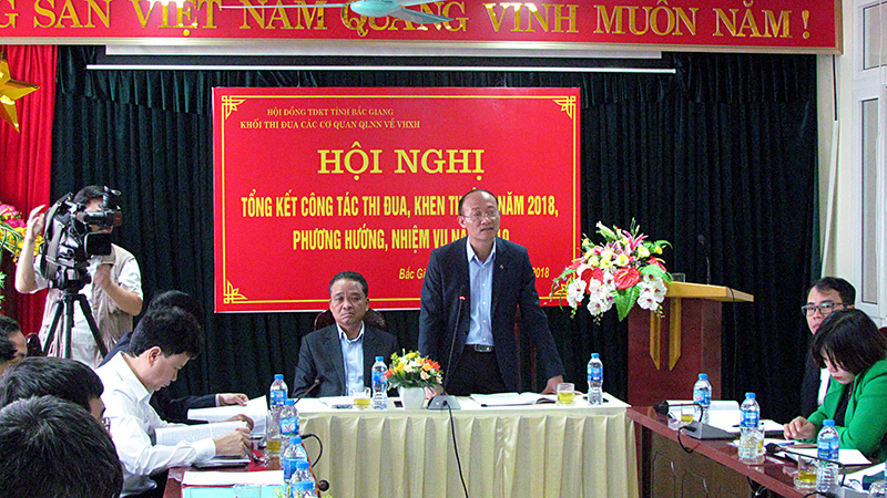 Đồng chí Trần Tuấn Nam - Giám đốc Sở GD&ĐT phát biểu tại Hội nghị.