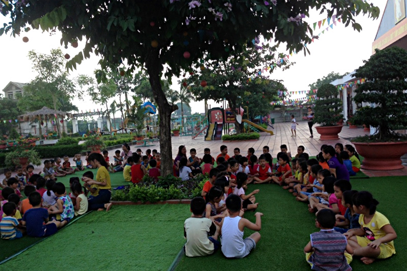 Một buổi hoạt động của trẻ trường mầm non Ngọc Thiện số 2, Tân Yên.