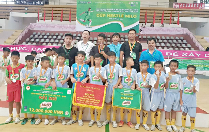 Đội bóng đá Tiểu học Bắc Giang xuất sắc giành Huy chương Bạc - Giải Bóng đá Hội khỏe Phù Đổng học...