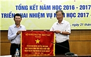 Sở Giáo dục và Đào tạo Bắc Giang nhận Cờ đơn vị tiêu biểu xuất sắc dẫn đầu phong trào thi đua...